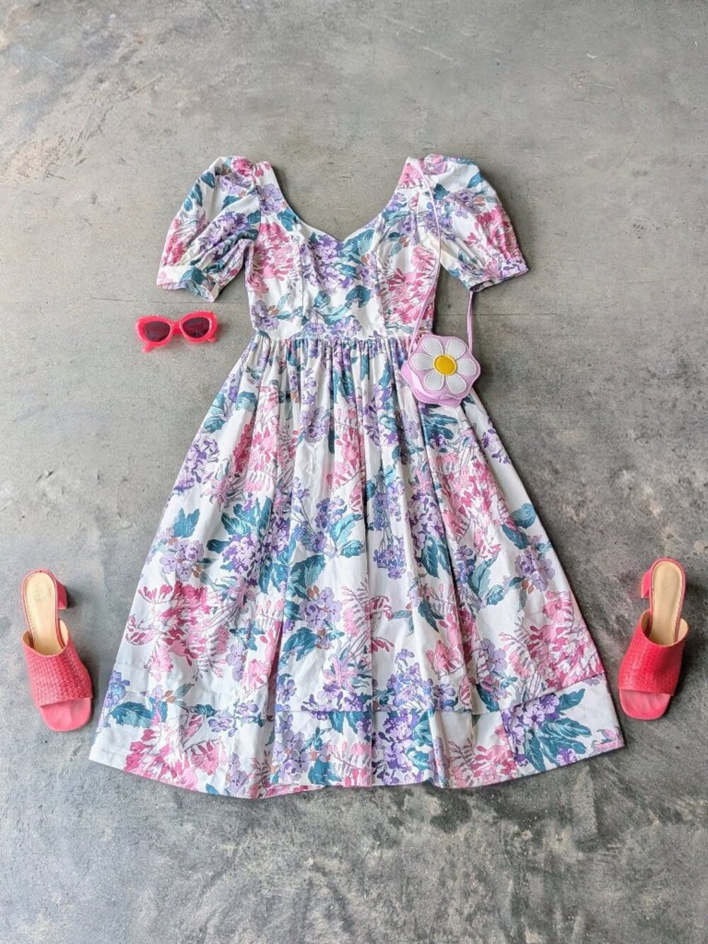 Vintage Laura Ashley Purple Pink Floral V-Neck Puff Sleeve Midi Party Dress